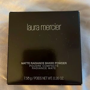 Laura Mercer Baked Powder
